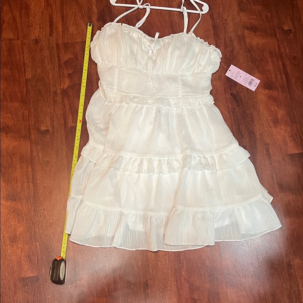 NWT size medium white target ruffle padded mini dress - Picture 8 of 8